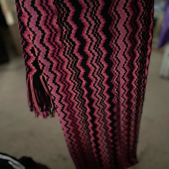 Moschino striped shawl. Used only a few times. - Picture 4 of 5